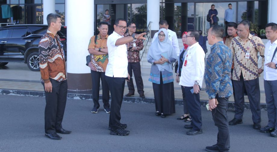 Rapat Persiapan Sapras Pencanangan Gerbangdutas dan Peresmian 5 PLBN di Kalbar